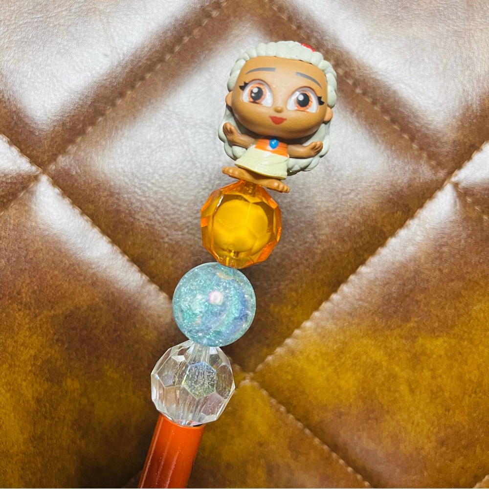Disney Doorables: Gramma Tala: Moana: Hand Crafted Beaded Pen